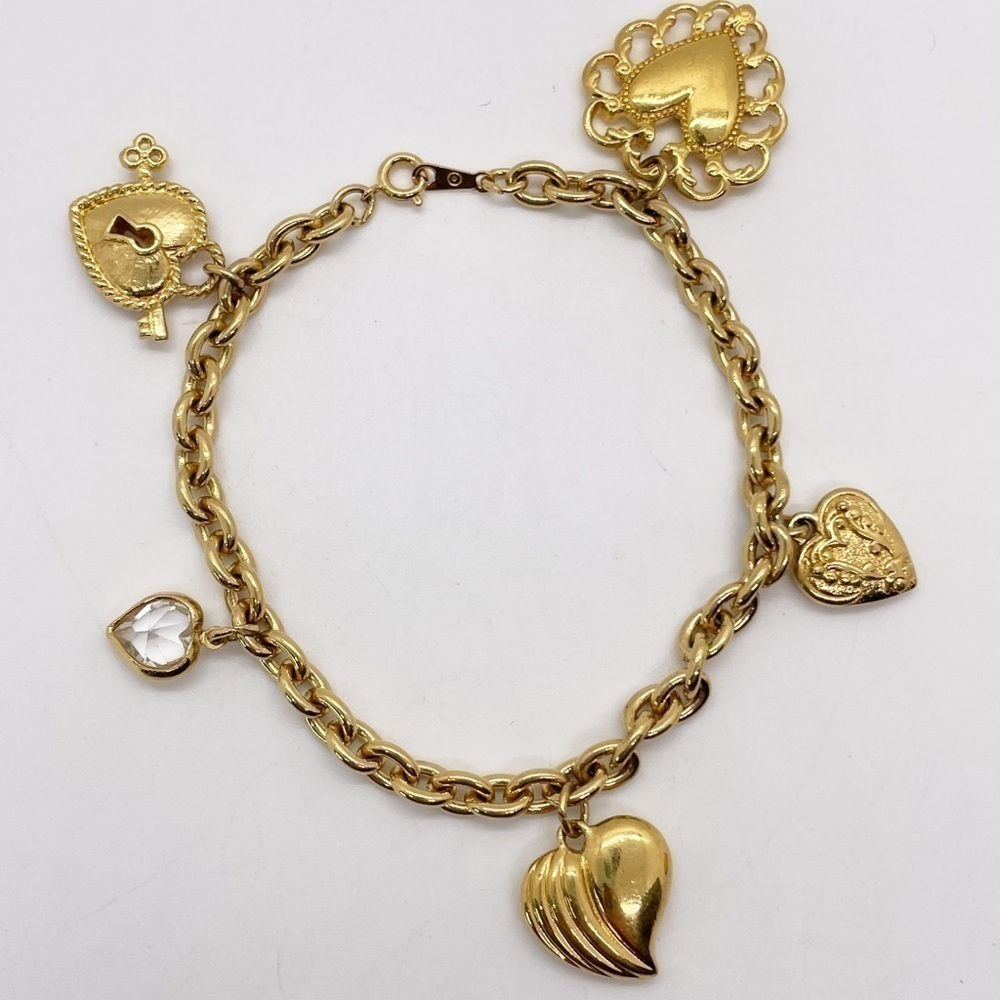 Stella and Dot Vintage Gold Tone Heart Rhinestone Charm Y2K Love Link Bracelet